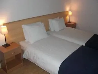 Lisbonguests 3* リスボン